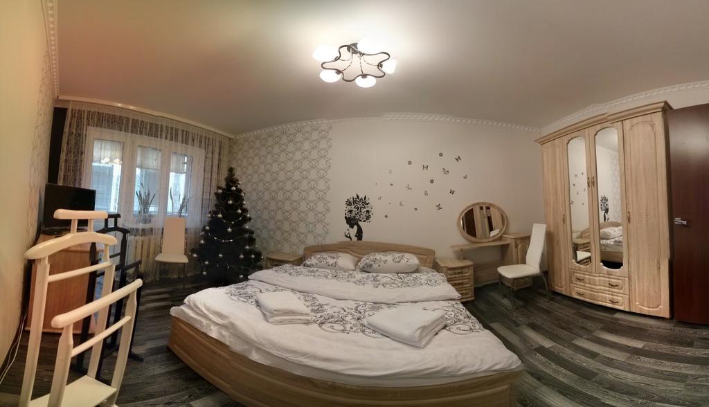 Apartment On Novaya Street 5 ビーラ・ツェールクヴァ エクステリア 写真
